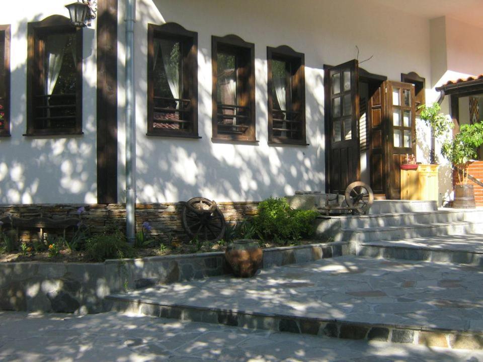 Комплекс Водопада Hotel Khrabrino Bagian luar foto